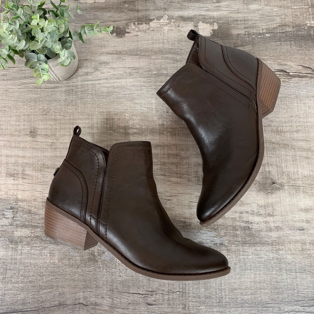 Guess Brown Leather Ankle Boots | Women’s Size 10